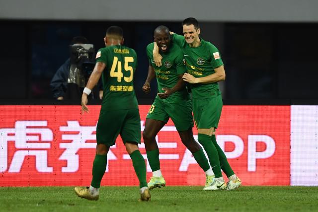 极速电竞比分网-【中超】莱昂纳多穆谢奎破门 浙江队2比1逆转津门虎